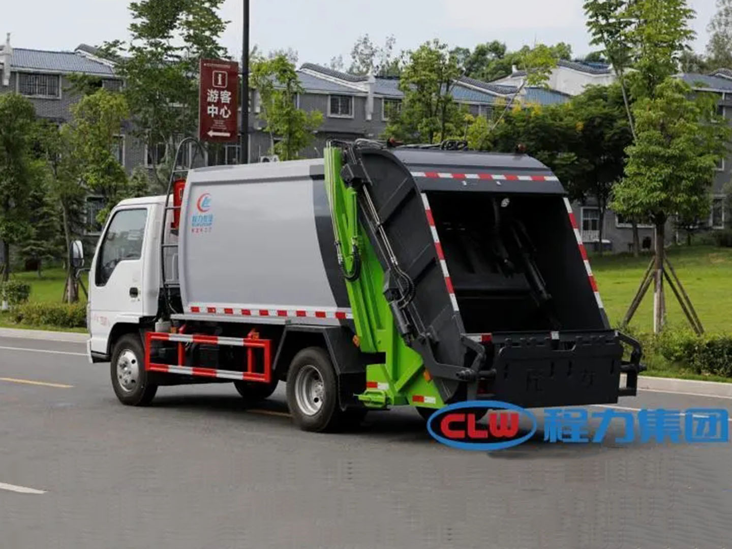 國(guó)六五十鈴6方壓縮垃圾車