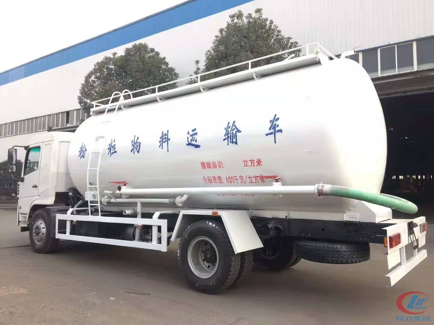 陜汽粉粒物料車(chē)